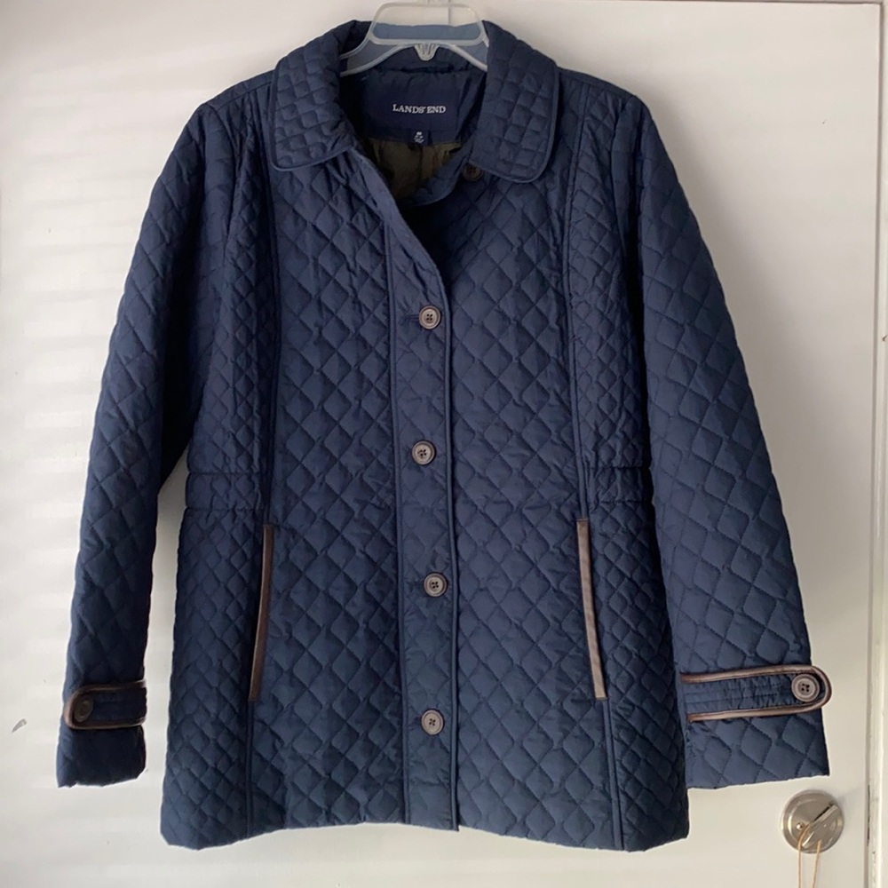Lands’ End Quilted Navy Coat Size 10-12